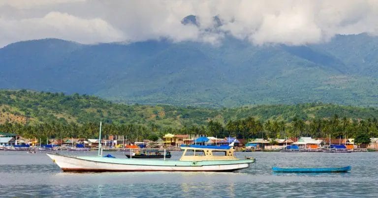 How To Get To Lakey Peak Sumbawa? Find Out Here!